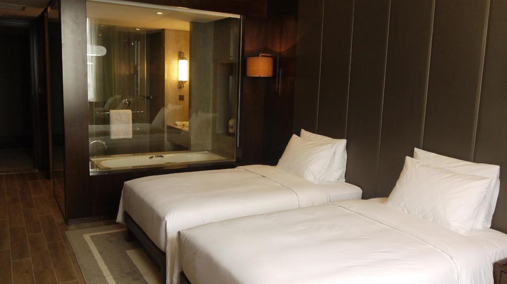 XI Yu Hotel Гуанджоу Екстериор снимка