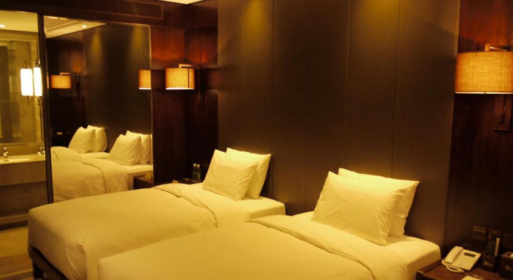 XI Yu Hotel Гуанджоу Екстериор снимка