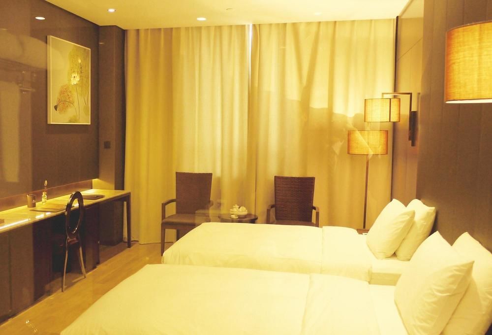 XI Yu Hotel Гуанджоу Екстериор снимка
