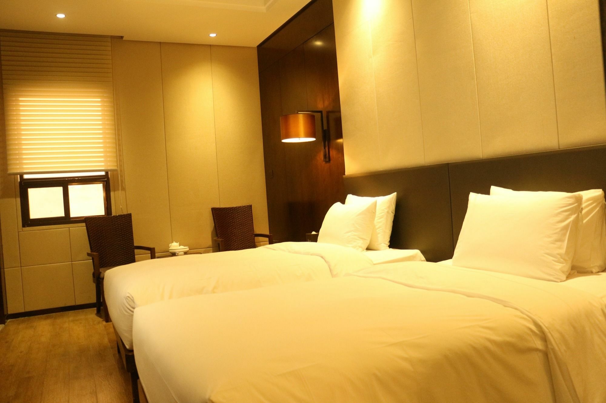 XI Yu Hotel Гуанджоу Екстериор снимка
