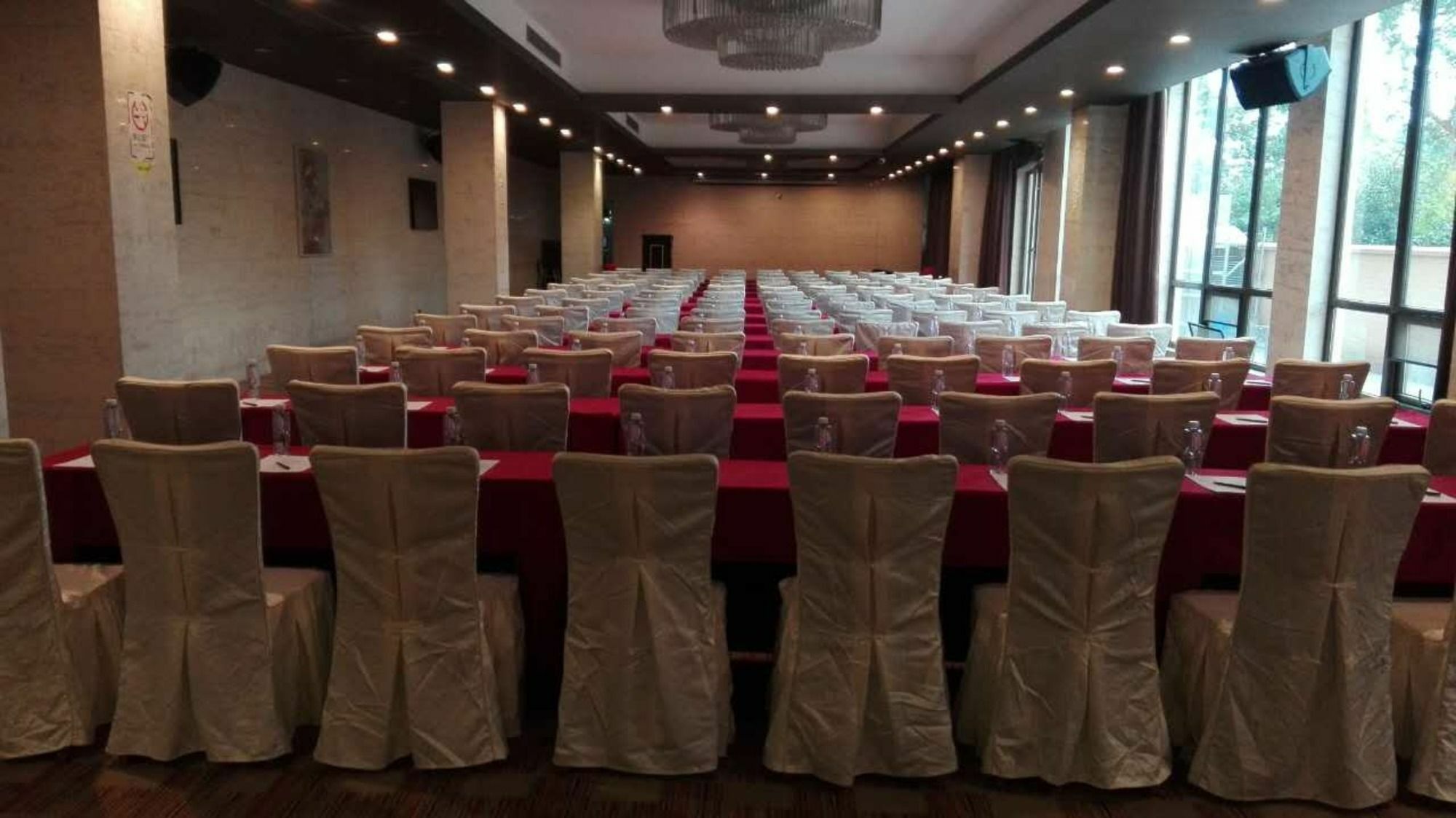 XI Yu Hotel Гуанджоу Екстериор снимка