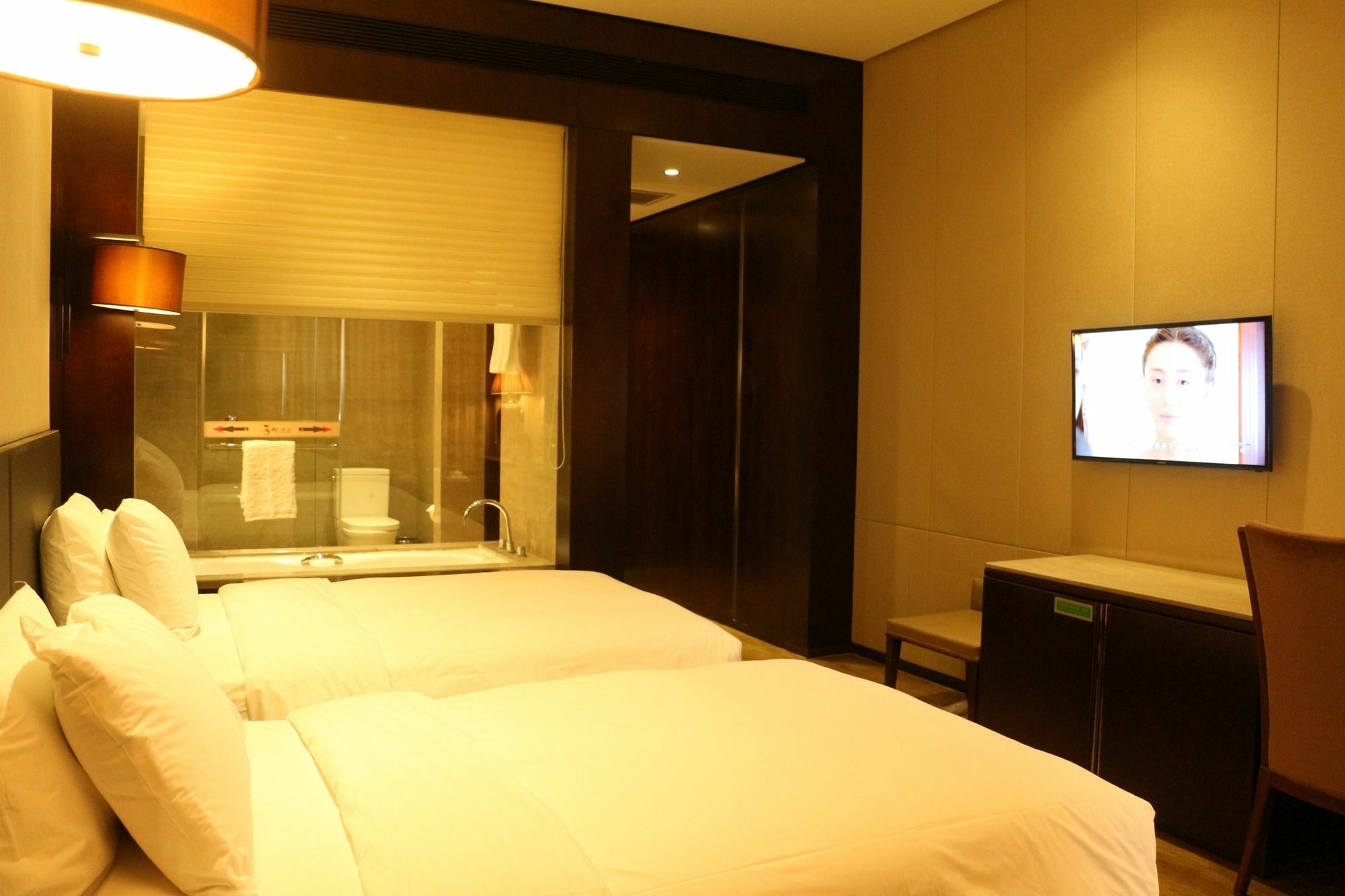 XI Yu Hotel Гуанджоу Екстериор снимка